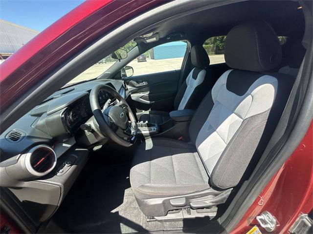 used 2025 Chevrolet Trax car, priced at $23,500