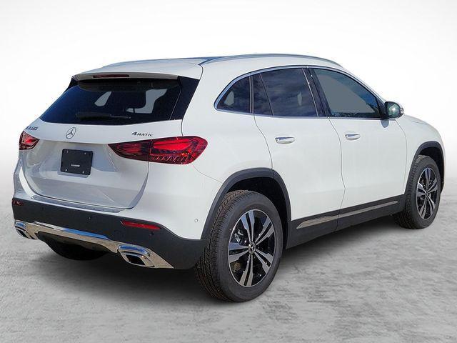new 2024 Mercedes-Benz GLA 250 car, priced at $49,800