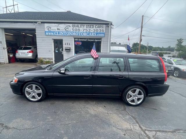 used 2007 Volvo V70 car, priced at $13,500