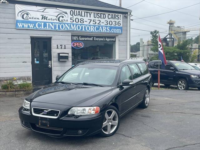 used 2007 Volvo V70 car, priced at $13,500