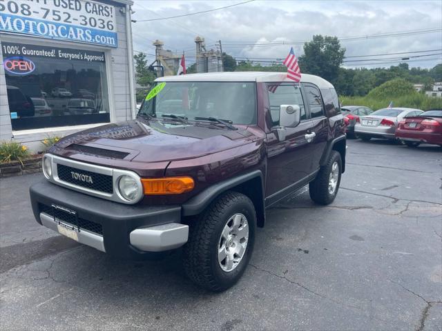 used 2007 Toyota FJ Cruiser car, priced at $13,000