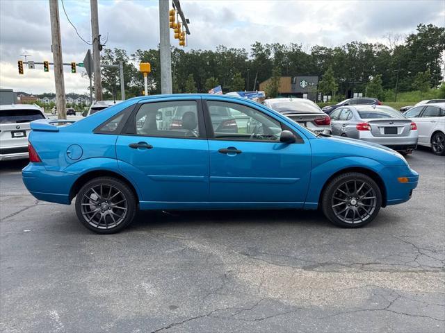 used 2007 Ford Focus car, priced at $5,350