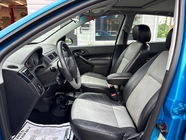 used 2007 Ford Focus car, priced at $5,350