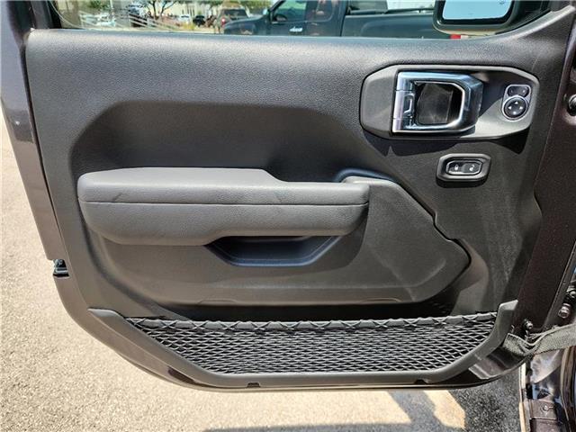 new 2025 Jeep Wrangler car, priced at $51,340