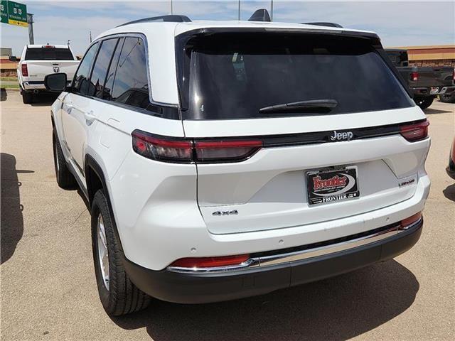 used 2024 Jeep Grand Cherokee car, priced at $37,995