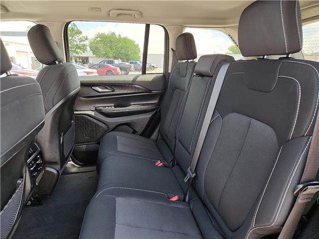 used 2024 Jeep Grand Cherokee car, priced at $34,995