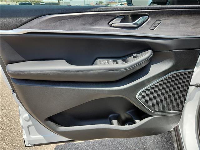 new 2025 Jeep Grand Cherokee L car, priced at $56,390