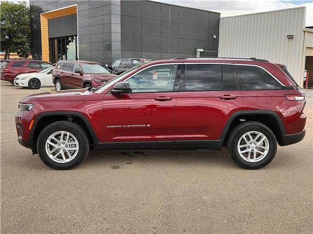 used 2023 Jeep Grand Cherokee car, priced at $30,995