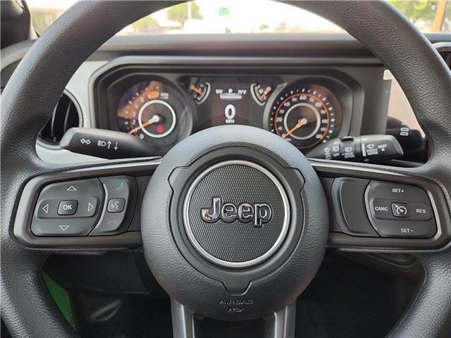 new 2025 Jeep Wrangler car, priced at $41,045