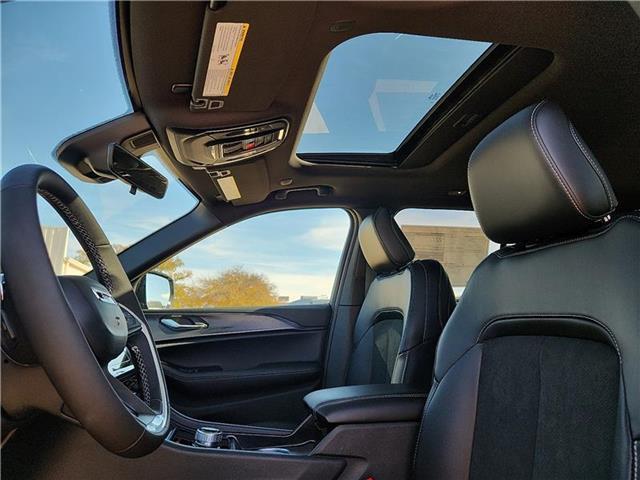 new 2025 Jeep Grand Cherokee car, priced at $49,150