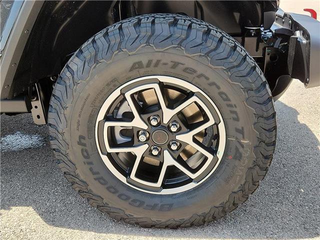 new 2025 Jeep Wrangler car, priced at $64,290