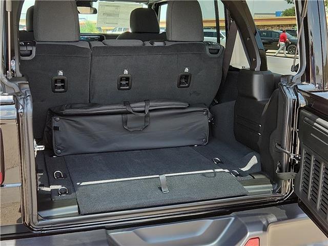new 2025 Jeep Wrangler car, priced at $64,290