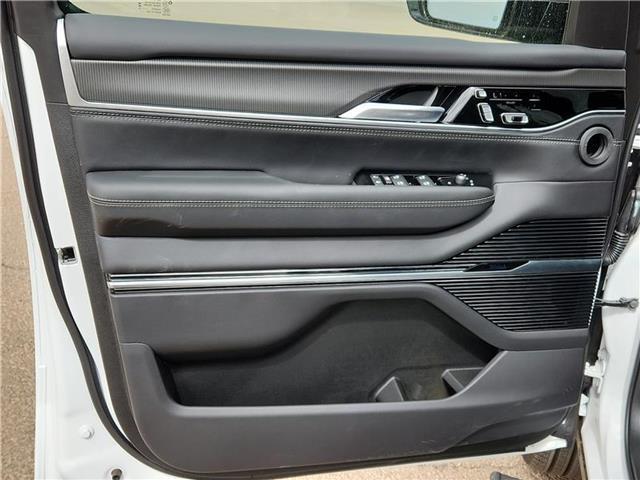 new 2025 Jeep Grand Wagoneer L car, priced at $105,940