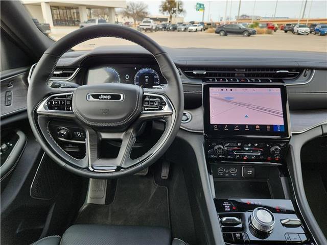 new 2025 Jeep Grand Cherokee car, priced at $68,005