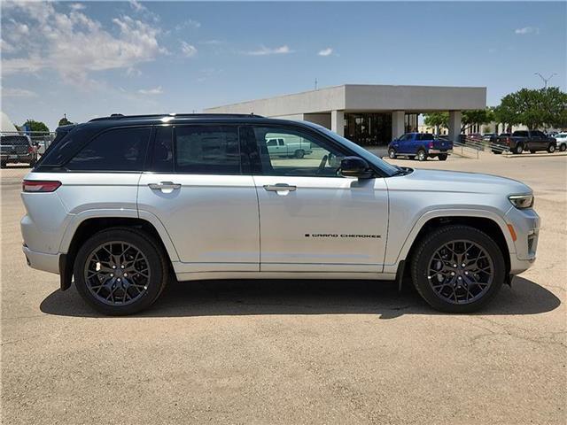 new 2025 Jeep Grand Cherokee car, priced at $73,465