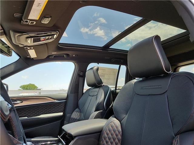 new 2025 Jeep Grand Cherokee car, priced at $73,465