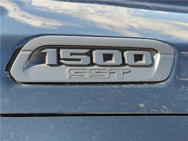 new 2025 Ram 1500 car, priced at $64,585