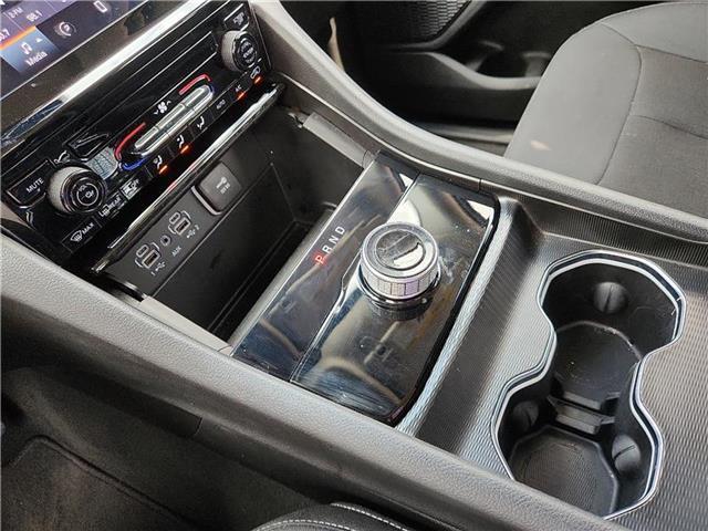 used 2024 Jeep Grand Cherokee car, priced at $36,995