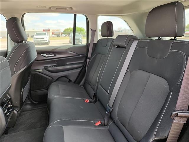 used 2024 Jeep Grand Cherokee car, priced at $36,995