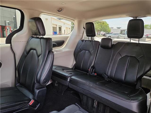 used 2023 Chrysler Pacifica car, priced at $25,995