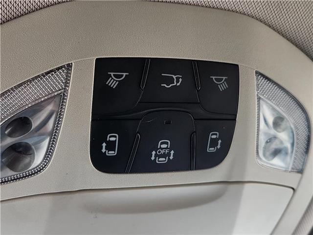 used 2023 Chrysler Pacifica car, priced at $25,995
