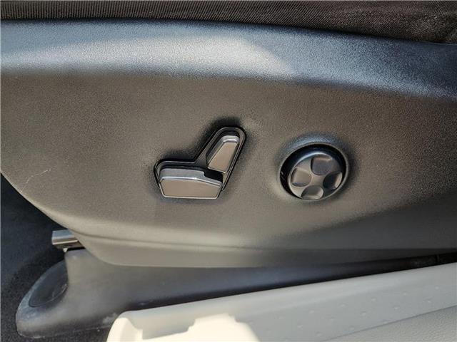 used 2023 Chrysler Pacifica car, priced at $25,995