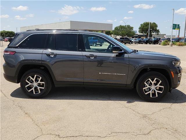 new 2025 Jeep Grand Cherokee car, priced at $56,505