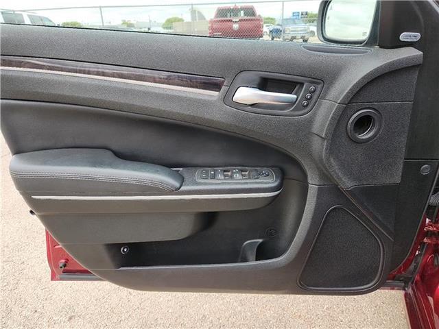 used 2022 Chrysler 300 car, priced at $29,995