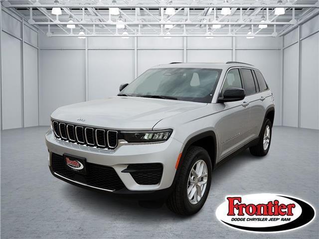 new 2025 Jeep Grand Cherokee car, priced at $42,370