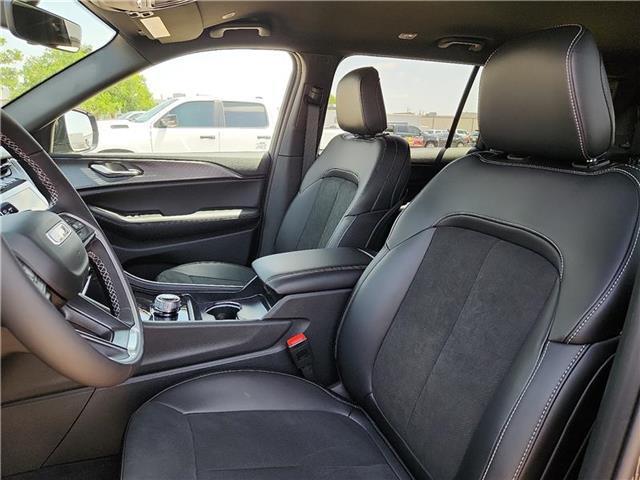 new 2025 Jeep Grand Cherokee L car, priced at $51,870