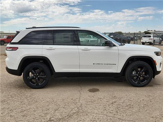 new 2025 Jeep Grand Cherokee car, priced at $49,620