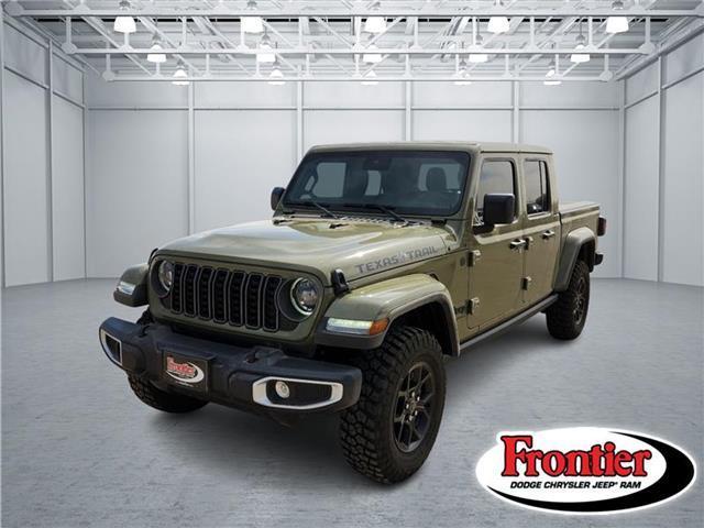 new 2025 Jeep Gladiator car, priced at $53,340