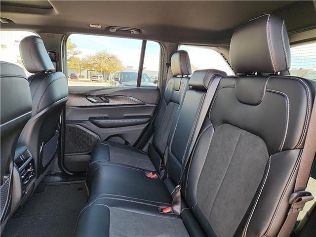 new 2025 Jeep Grand Cherokee car, priced at $49,150