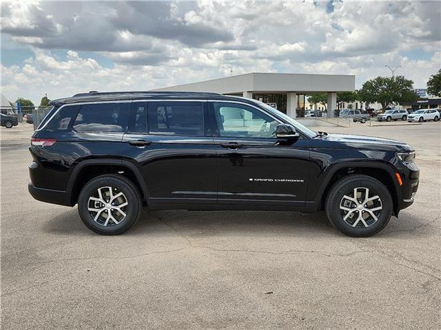 new 2025 Jeep Grand Cherokee L car, priced at $54,260