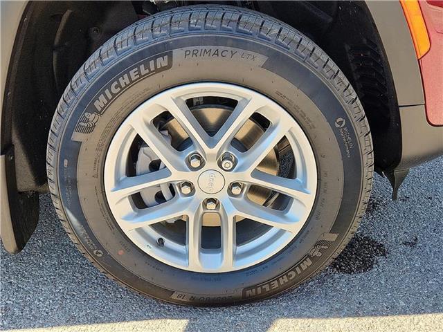 new 2025 Jeep Grand Cherokee car, priced at $47,585