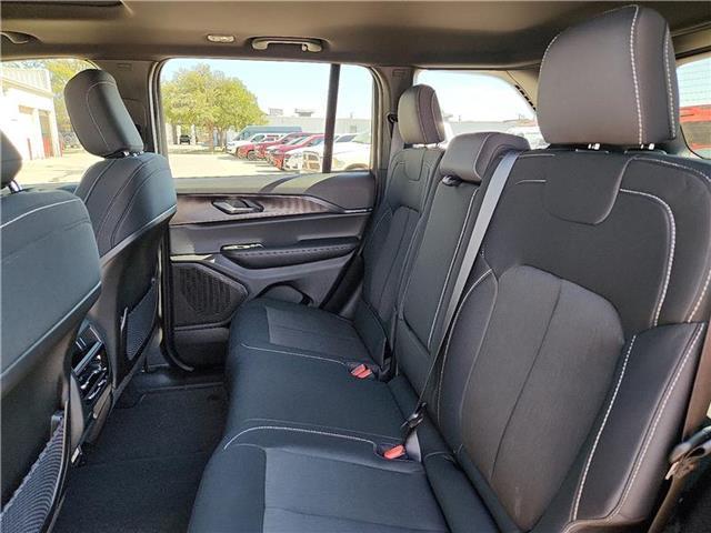 new 2025 Jeep Grand Cherokee car, priced at $47,585