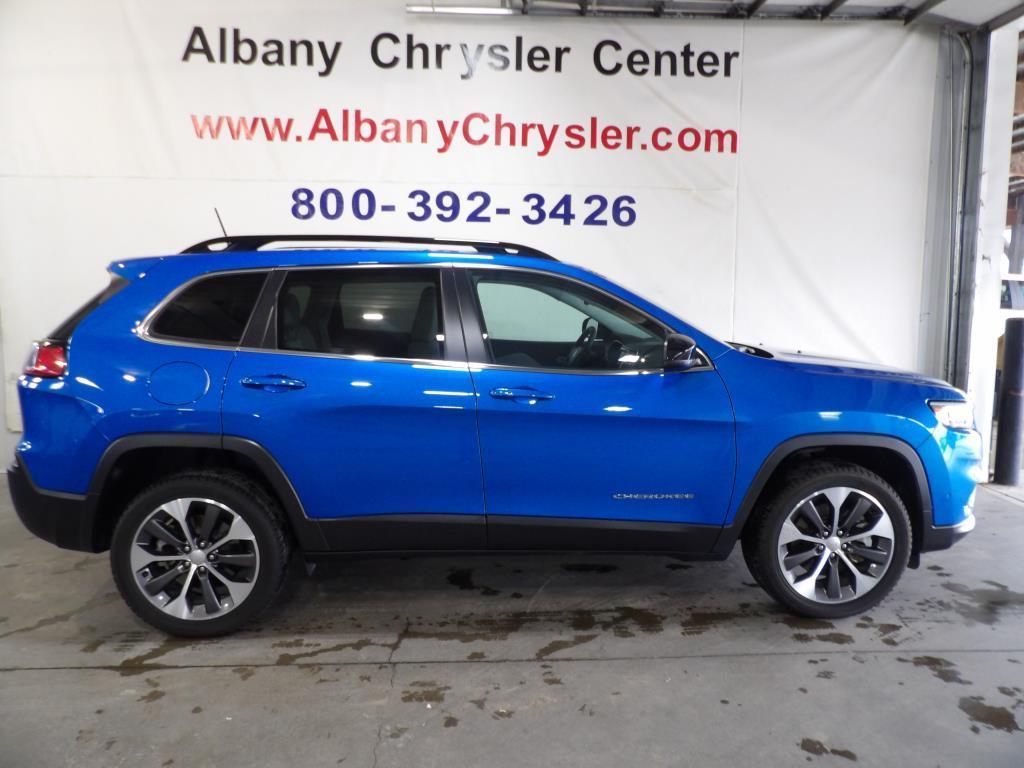 used 2022 Jeep Cherokee car, priced at $29,990
