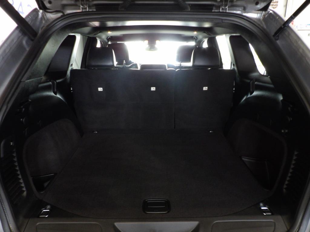 used 2020 Jeep Grand Cherokee car, priced at $20,990