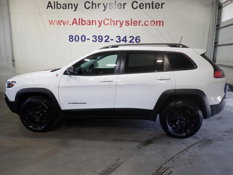 used 2019 Jeep Cherokee car, priced at $24,990