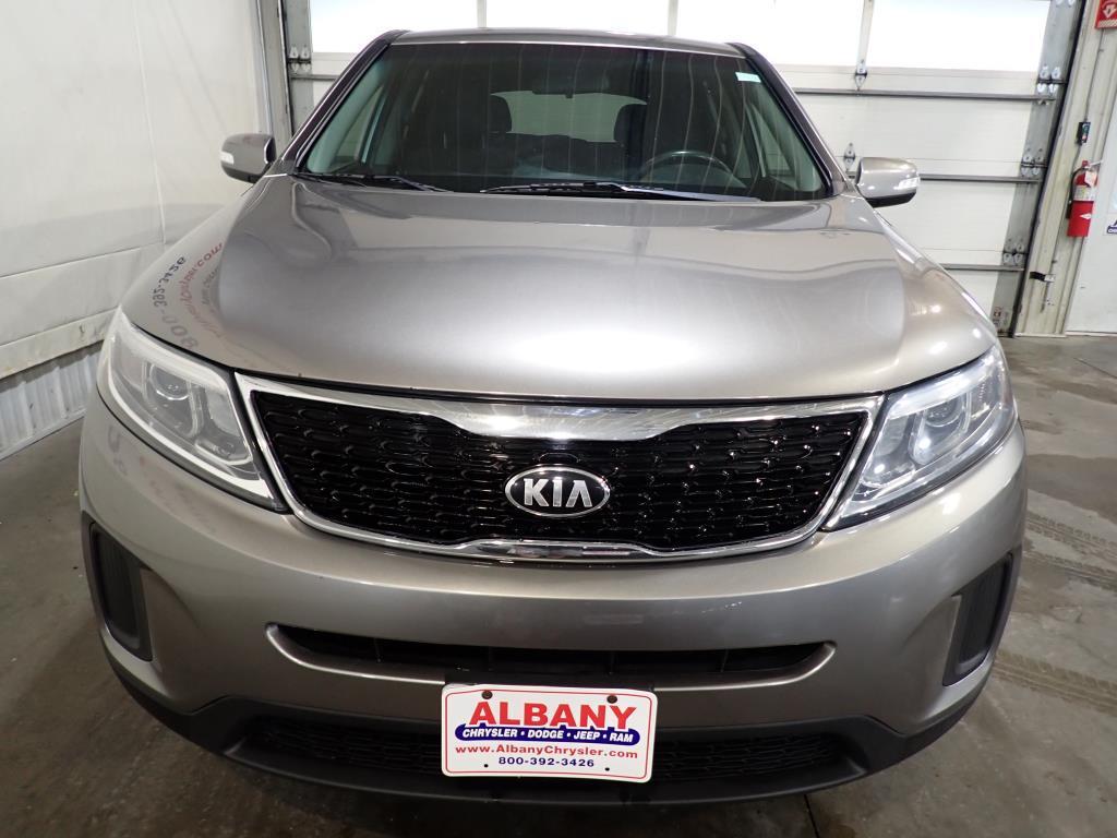 used 2015 Kia Sorento car, priced at $5,990