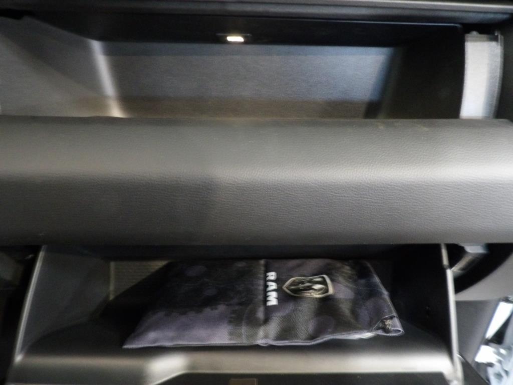 new 2025 Ram 1500 car, priced at $56,983