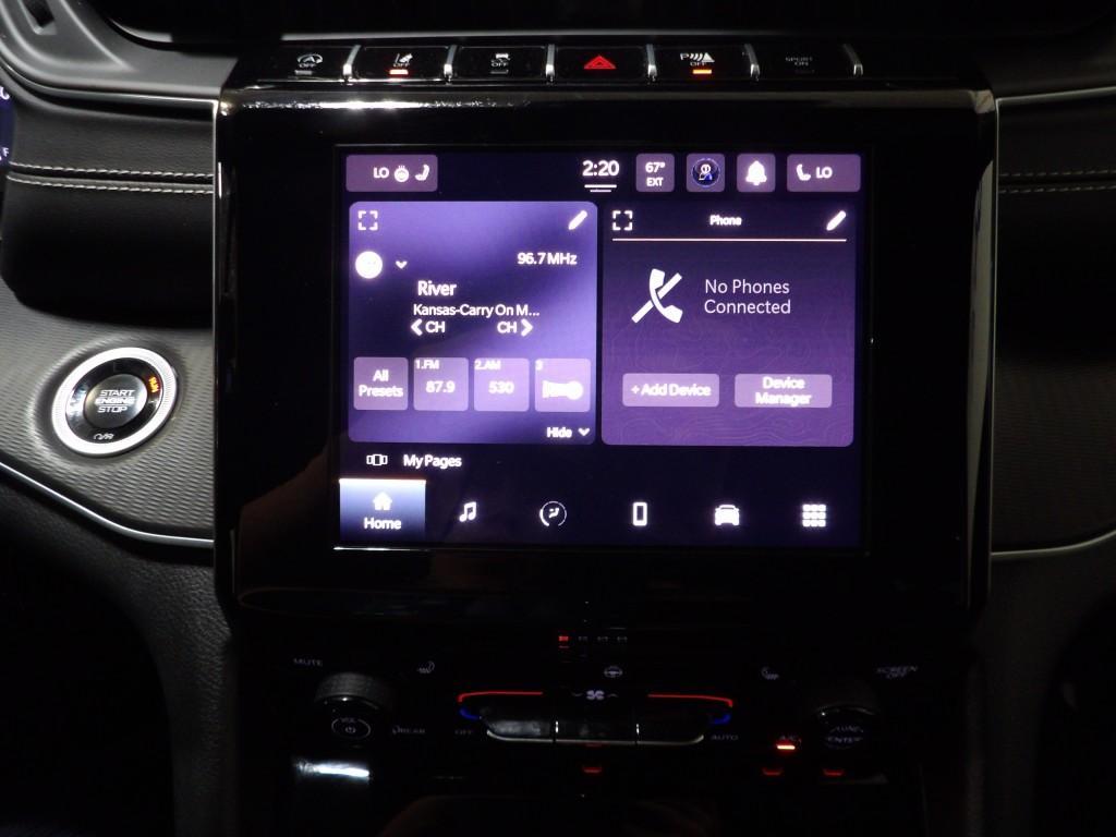 used 2024 Jeep Grand Cherokee L car