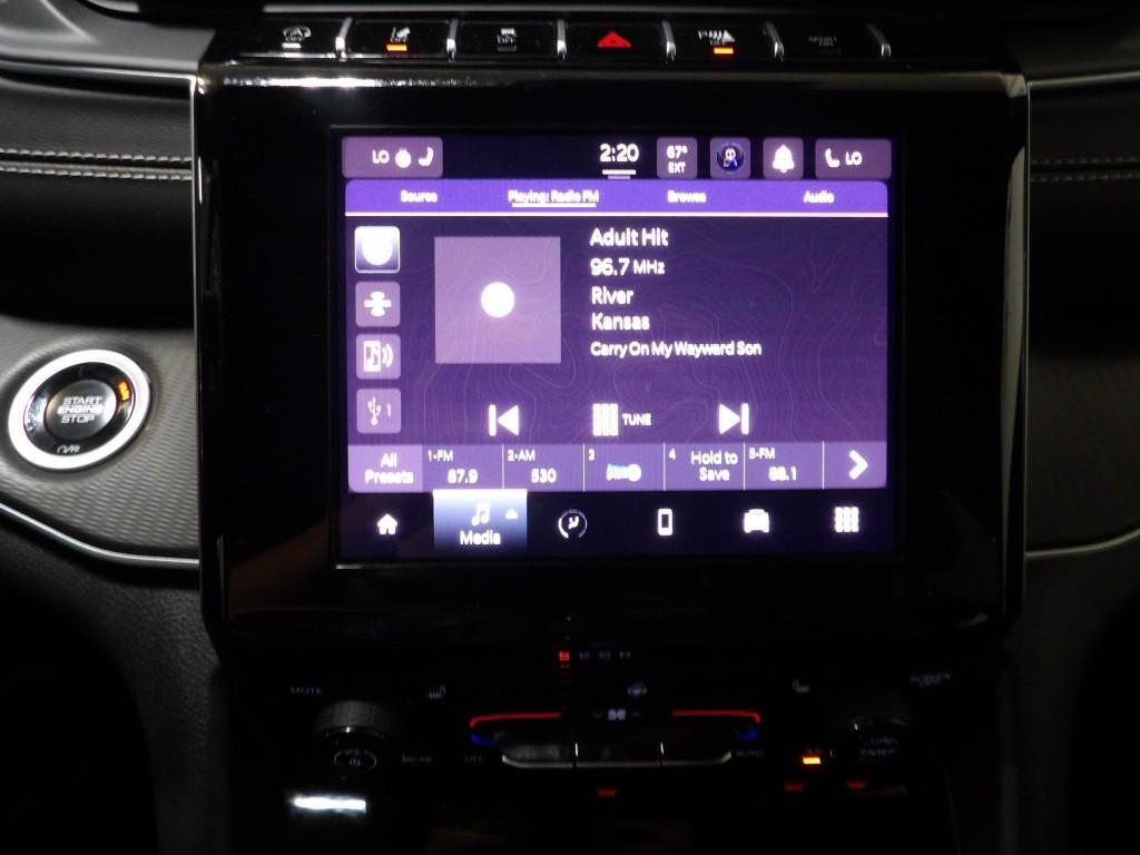 used 2024 Jeep Grand Cherokee L car