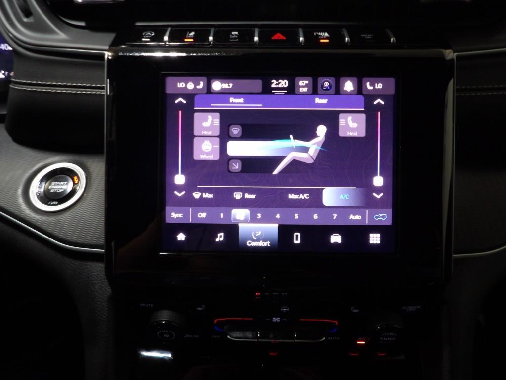 used 2024 Jeep Grand Cherokee L car