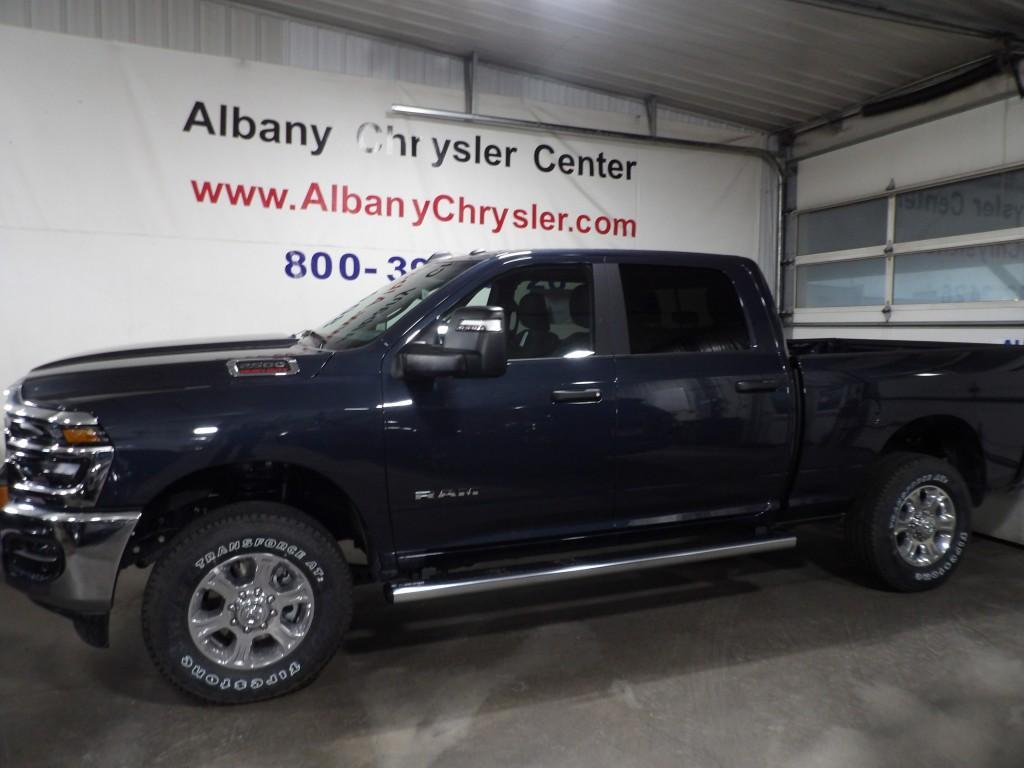 new 2025 Ram 2500 car, priced at $62,475