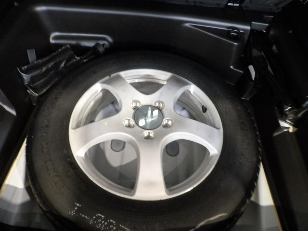 used 2023 Jeep Grand Cherokee car, priced at $36,990