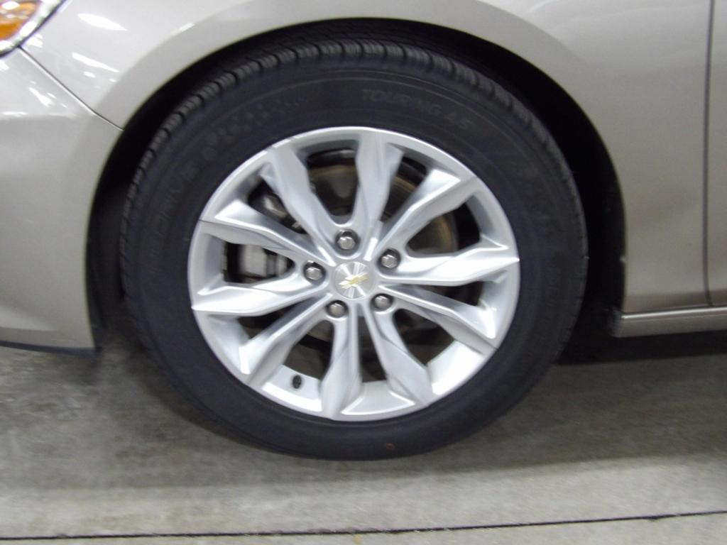 used 2023 Chevrolet Malibu car, priced at $16,399