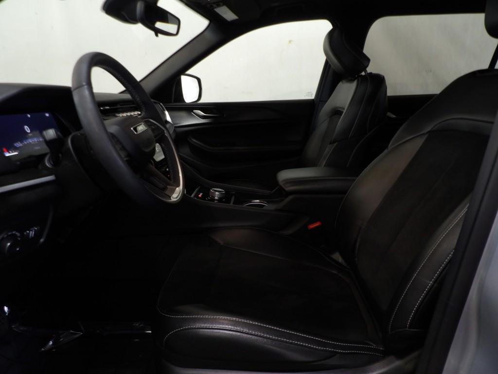 used 2023 Jeep Grand Cherokee L car, priced at $35,990