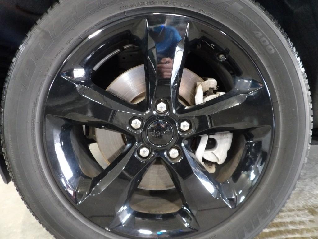 used 2023 Jeep Grand Cherokee L car, priced at $35,990