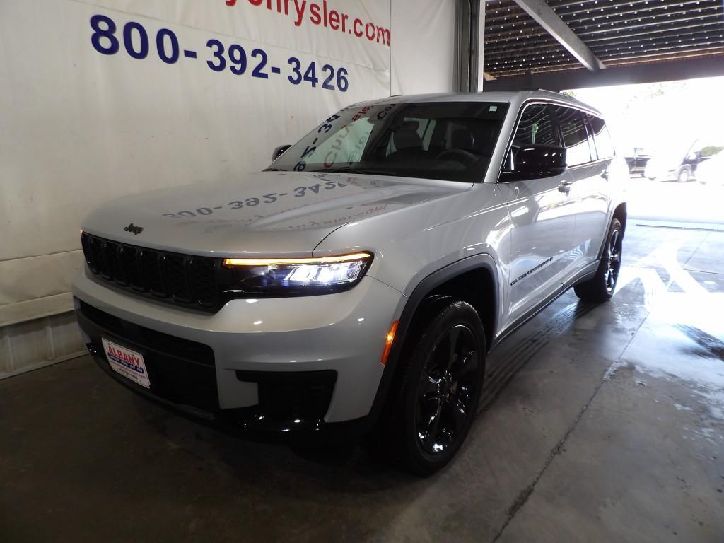 used 2023 Jeep Grand Cherokee L car, priced at $35,990